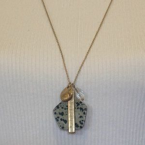 NATURAL STONE NECKLACE